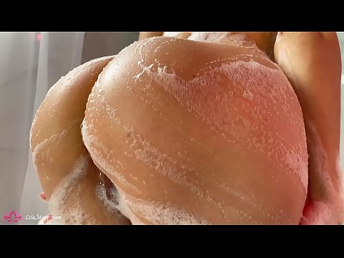 ❤️ Zeshkania masturbon pidhin me vibrator deri në orgazmë intensive në dush ❤❌ Porno e vështirë në pornografi sq.chancel.top ❌️